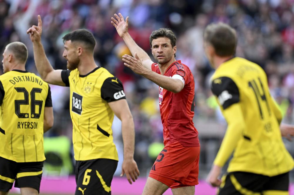 通过他在场 通过他在场